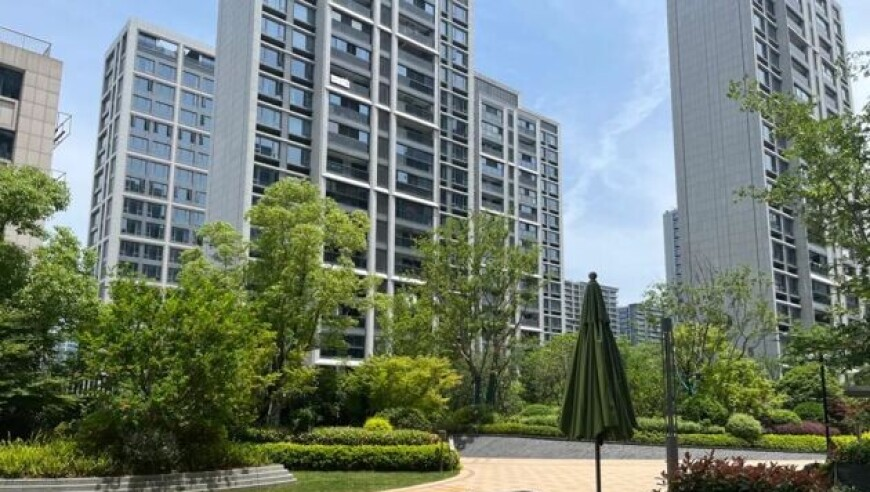 管家婆期期四肖四码中特,清明节三天假期背后藏着冷知识,最新正品解答落实_基础版V10.21